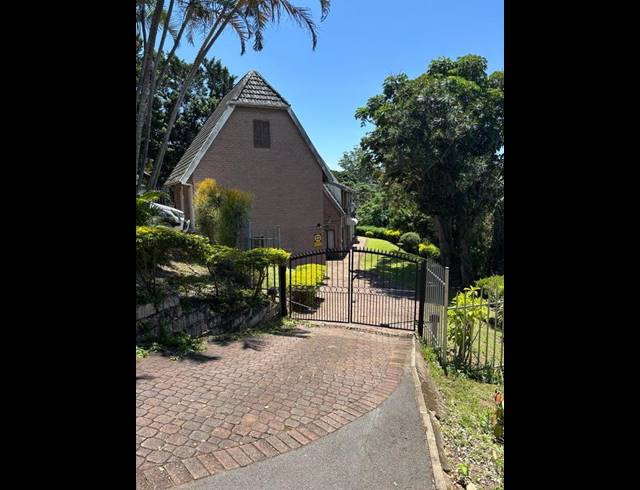 4 BEDROOM HOUSE FOR SALE IN BEVERLEY HILLS